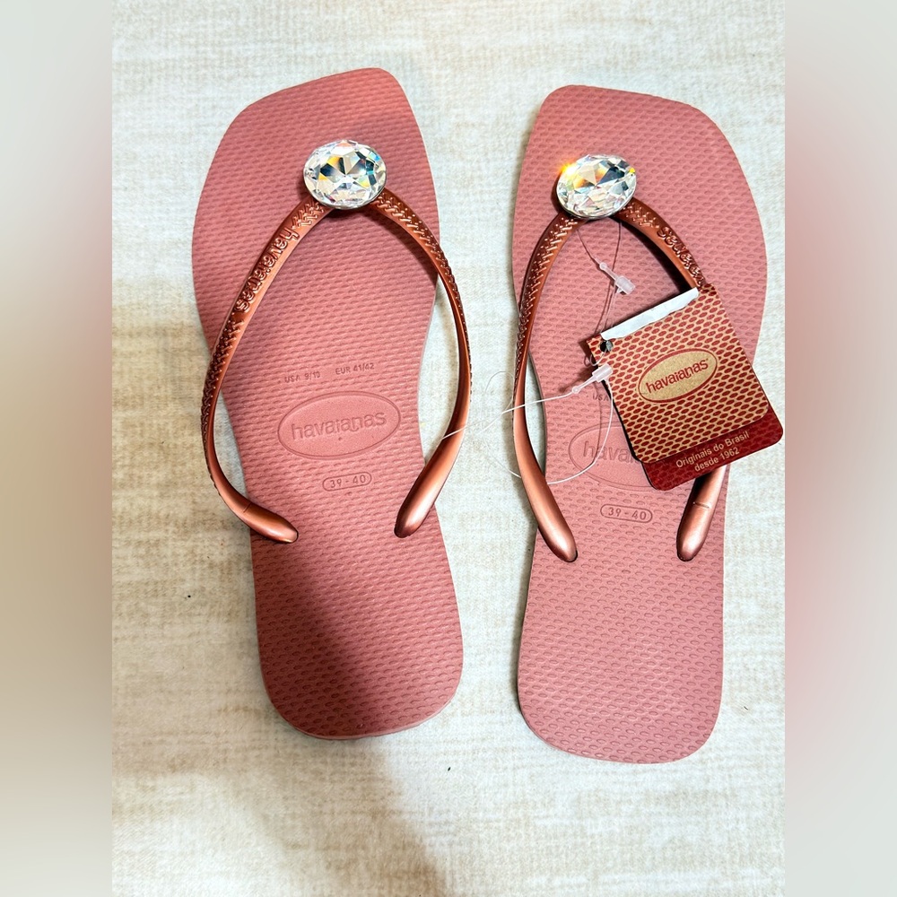 Havaianas Pink Flip Flops with Rose Gold Straps and Crystal Accent